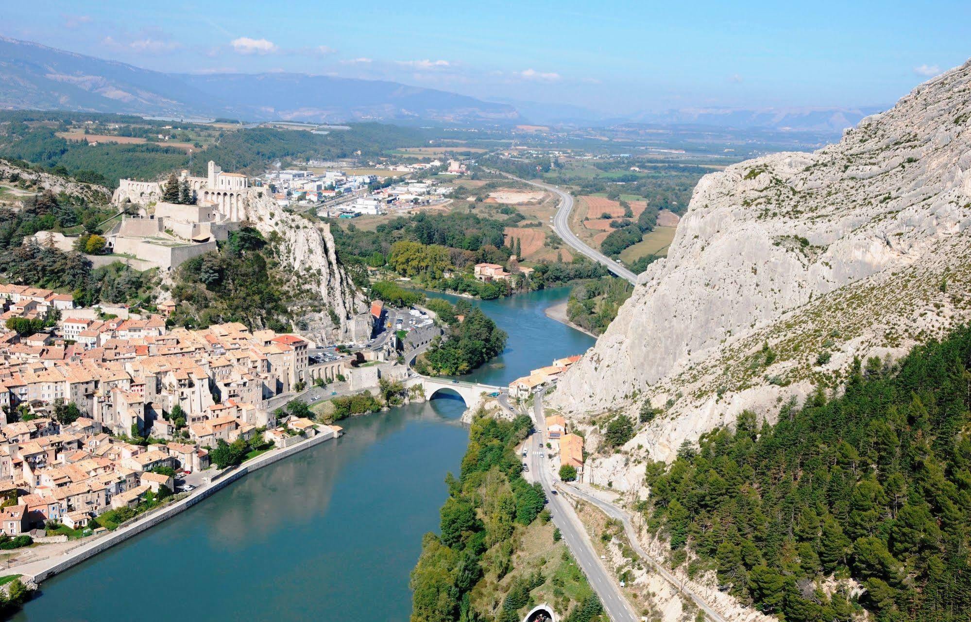 Ibis Budget Sisteron Εξωτερικό φωτογραφία